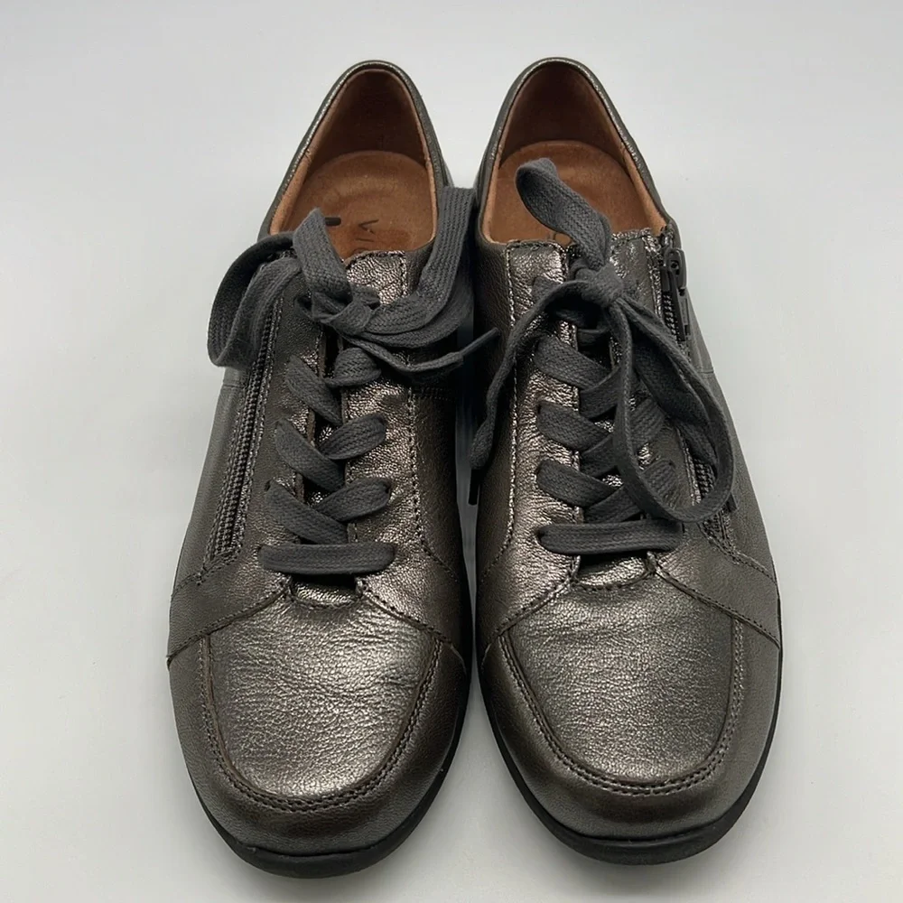 Vionic - Abigail Lace And Zip Up Pewter Metallic Lightweight Leather Sneaker SZ8